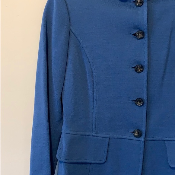 St. John Jacket - Picture 3 of 8